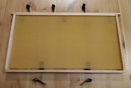 Clips para Cera Alveolada – Fijación Eficiente