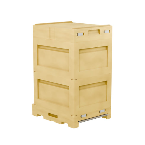 Čechoslovák Polyurethane Hive for 13 Frames – Frame Size 37x30 cm